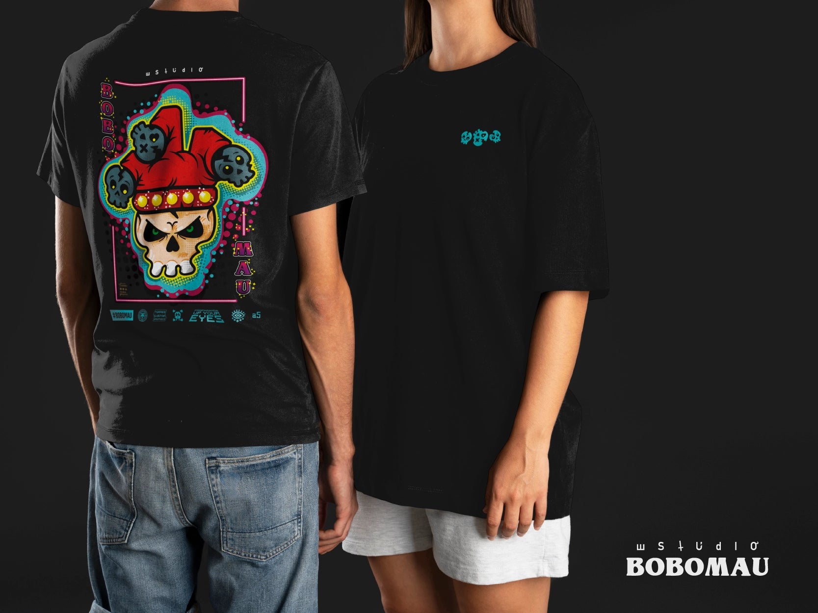 STUDIO BOBOMAU - T-SHIRT LOGO PRETA