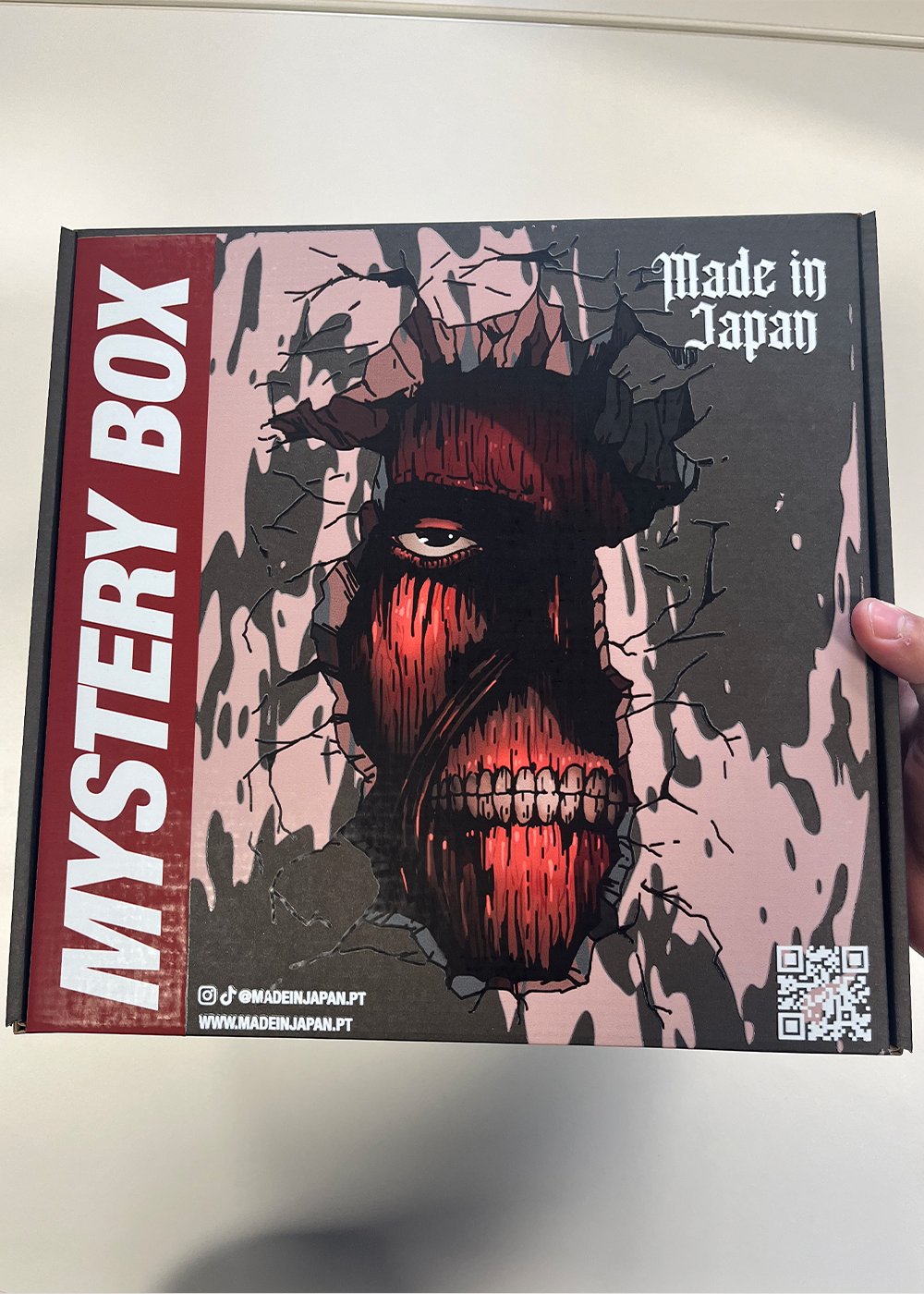 MADE IN JAPAN - ATTACK ON TITAN MYSTERY BOX