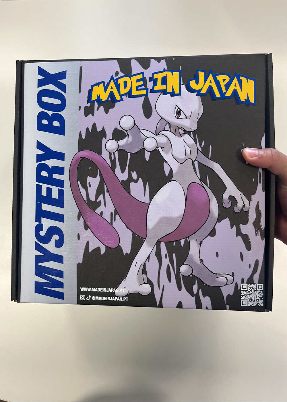 MADE IN JAPAN - POKÉMON MYSTERY BOX